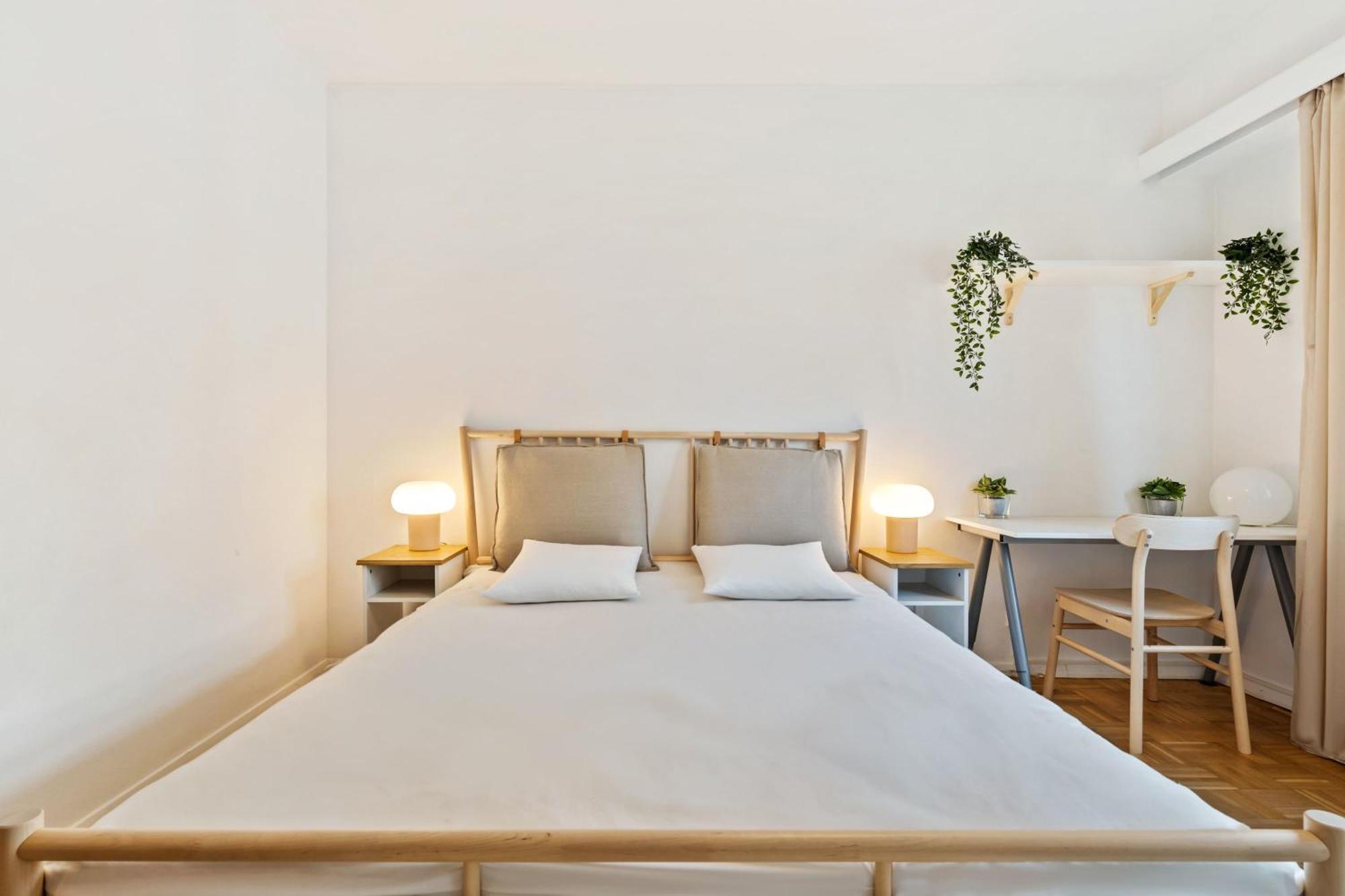 Stylish 2Br Apt In Limpertsberg, Near City Center Люксембург Екстер'єр фото